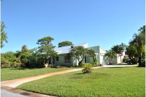 160 Woodside Dr, Melbourne, FL 32940, Sold 05/30/19