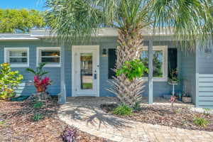 300 Willow Ave, Merritt Island, FL 32953, Sold 05/24/19