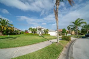 903 Carriage Hill Rd, Melbourne, FL 32940, Sold 06/27/19