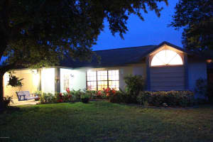 2574 Kingsmill Ave, Melbourne, FL 32934, Sold 07/15/19