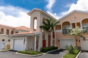 127 Lancha Cir, Indian Harbour Beach, FL 32937, Sold 01/16/20