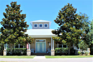 2665 Old Smyrna Trail, New Smyrna Beach, FL 32168, Sold 08/30/19