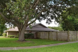 2696 Village Park Dr, Melbourne, FL 32934, Sold 09/30/19