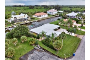 3525 Martha's Ln, Vero Beach, FL 32967, Sold 11/06/19