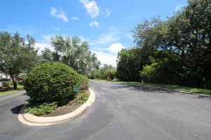 1143 Spring Oak Dr, Melbourne, FL 32901, Sold 01/17/20