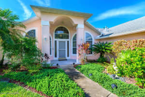 425 Captain Blyth Pl, Merritt Island, FL 32953, Sold 12/27/19
