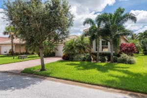 2031 Grey Falcon Cir SW, Vero Beach, FL 32962, Sold 10/01/19