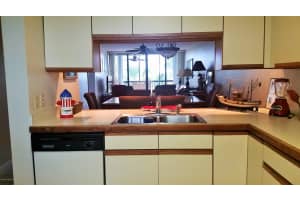 300 Columbia Dr, Cape Canaveral, FL 32920, Sold 03/11/20