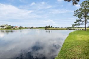 912 Ridge Lake Dr, Melbourne, FL 32940, Sold 11/05/19