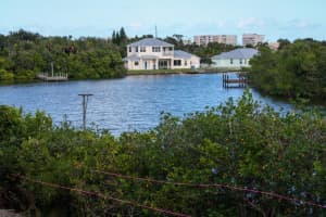 3 Azalea Dr, Cocoa Beach, FL 32931, Sold 02/20/20