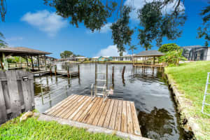 325 Inlet Ave, Merritt Island, FL 32953, Sold 12/04/19