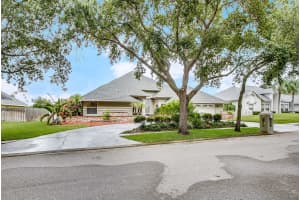 602 Sanderling Dr, Indialantic, FL 32903, Sold 02/14/20