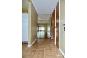 205 Palmetto Ave APT 101, Merritt Island, FL 32953, Sold 08/12/20