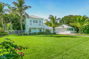 1364 Bayshore Dr, Cocoa Beach, FL 32931, Sold 09/30/20