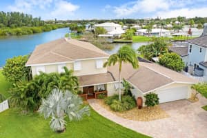 61 Danube River Dr, Cocoa Beach, FL 32931, Sold 02/28/20