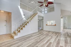 4715 Lake Waterford Way, Melbourne, FL 32901, Sold 04/15/20