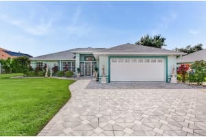 5631 Herons Landing Dr, Rockledge, FL 32955, Sold 02/04/20