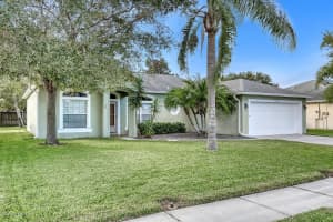 832 Del Mar Cir, Melbourne, FL 32904, Sold 04/17/20