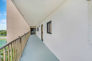 200 S Sykes Creek Pkwy, Merritt Island, FL 32952, Sold 02/21/20