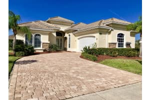 6416 Arroyo Dr, Melbourne, FL 32940, Sold 03/09/20