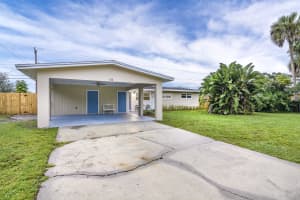626 Louvre Dr, Melbourne, FL 32935, Sold 03/10/20