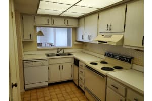 650 N Atlantic Ave, Cocoa Beach, FL 32931, Sold 01/28/20