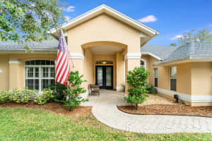 702 Sanderling Dr, Indialantic, FL 32903, Sold 02/21/20