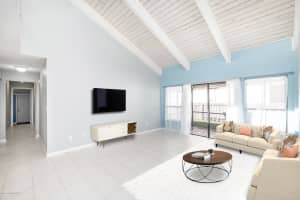 142 Woodside Dr, Melbourne, FL 32940, Sold 03/26/20