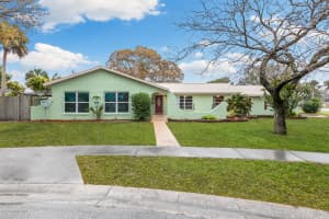 2251 Alexander Dr, Titusville, FL 32796, Sold 04/17/20