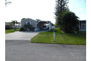 327 Pineapple St, Sebastian, FL 32958, Sold 03/03/20
