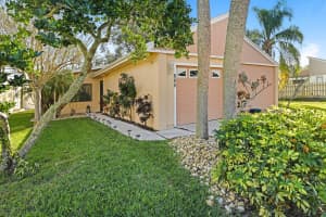 125 Woodside Dr, Melbourne, FL 32940, Sold 03/30/20