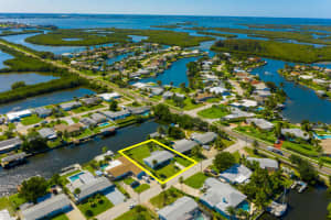104 Deleon Rd, Cocoa Beach, FL 32931, Sold 08/11/20