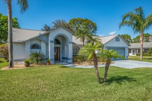 7743 Greenboro Dr, Melbourne, FL 32904, Sold 04/15/20