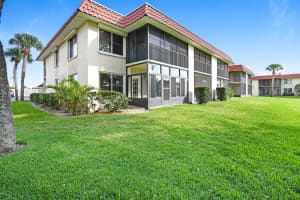 201 St Lucie Ln, Cocoa Beach, FL 32931, Sold 03/27/20