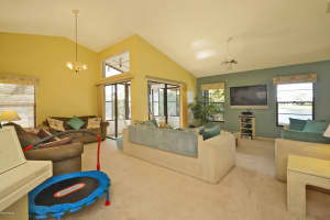 922 Ridge Lake Dr, Melbourne, FL 32940, Sold 07/31/20