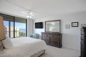 840 N Atlantic Ave, Cocoa Beach, FL 32931, Sold 12/07/20