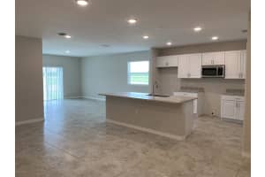 915 Corbin Cir SW, Palm Bay, FL 32908, Sold 11/12/20