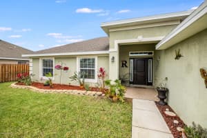 407 Pasto Cir SW, Palm Bay, FL 32908, Sold 11/09/20