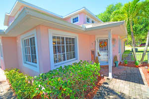 2461 Hemingway Ln, Merritt Island, FL 32953, Sold 05/28/20