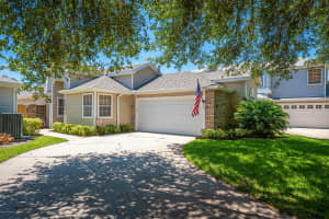 1727 Nicklaus Dr, Melbourne, FL 32935, Sold 06/24/20