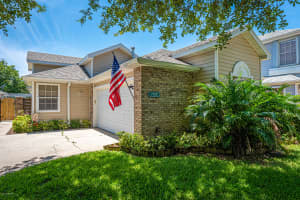 1727 Nicklaus Dr, Melbourne, FL 32935, Sold 06/24/20