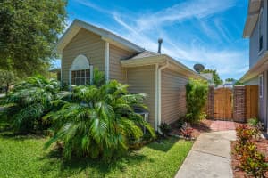 1727 Nicklaus Dr, Melbourne, FL 32935, Sold 06/24/20