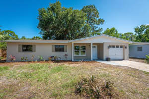 565 Birchwood Ln, Titusville, FL 32780, Sold 07/09/20