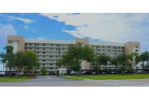 300 S Sykes Creek Pkwy, Merritt Island, FL 32952, Sold 11/20/20