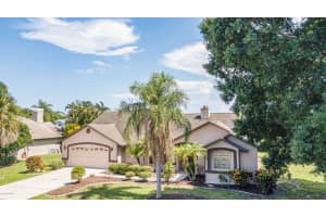 209 Lake Shore Dr, Merritt Island, FL 32953, Sold 08/28/20