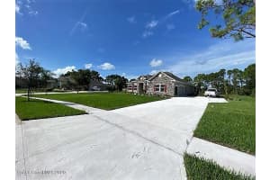 1808 Winding Ridge Cir SE, Palm Bay, FL 32909, Sold 02/25/21