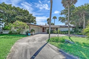 64 Riverview Ln, Cocoa Beach, FL 32931, Sold 09/18/20