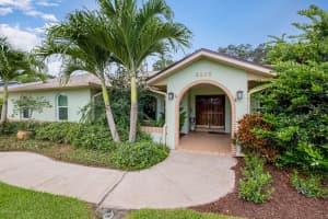 2295 Woodlawn Cir, Melbourne, FL 32934, Sold 08/28/20