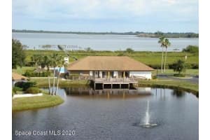 6232 E Mirror Lake Dr, Sebastian, FL 32958, Sold 08/13/20