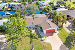 10 Westview Ln, Cocoa Beach, FL 32931, Sold 10/23/20